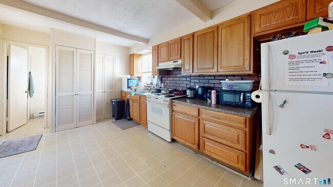 Photo - 17 Landin St Unit A