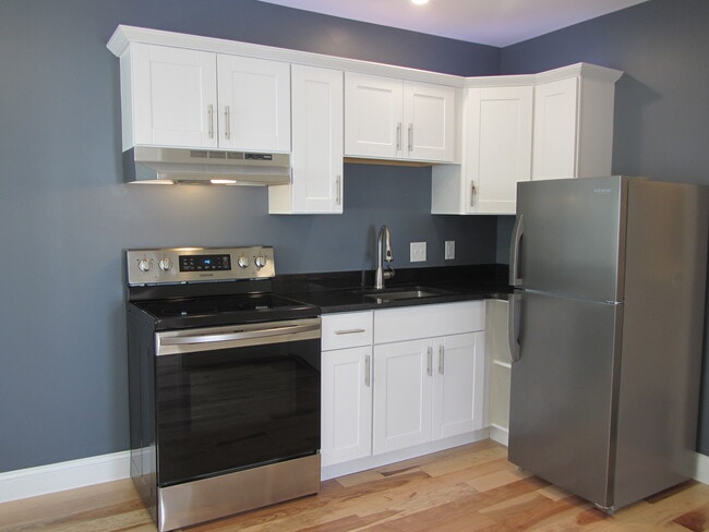 Building Photo - 10 King St Unit 101 Rental