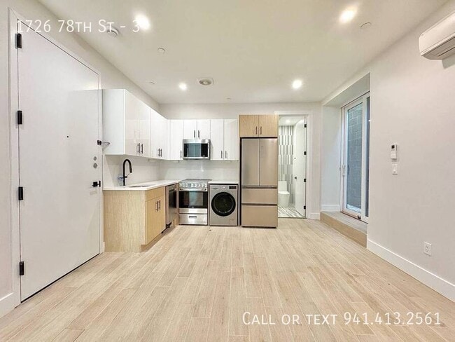 Building Photo - 1726 78th St Unit 3