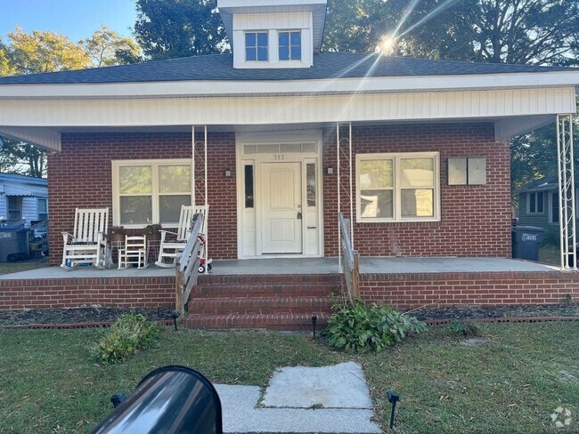 Building Photo - Carolina333 Unit Apt. A
