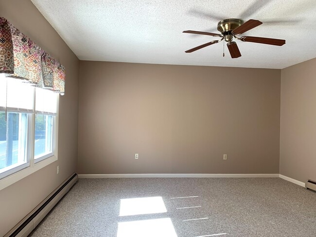 Photo - 96 Main St Unit 2