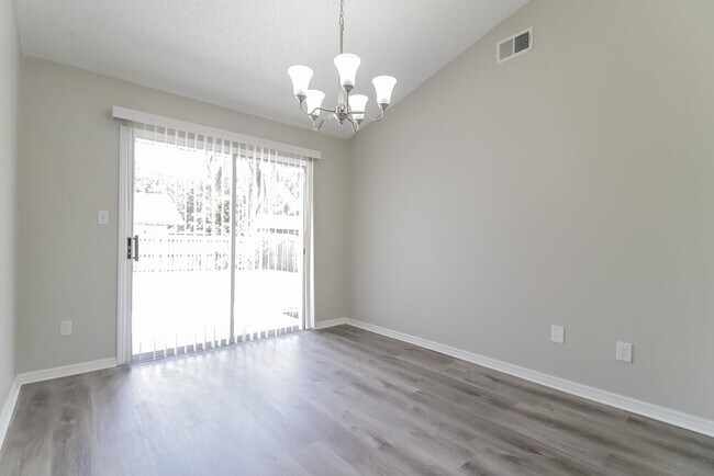Photo - 1034 Gore Dr