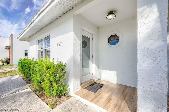 Photo - 527 109th Ave N