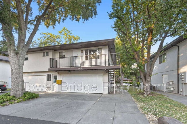 Building Photo - 2911 Austin St Unit 4
