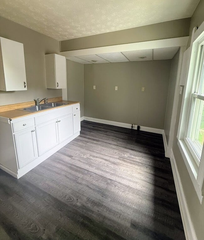 Photo - Wellman Duplex Unit 610 Wellman 2nd Floor