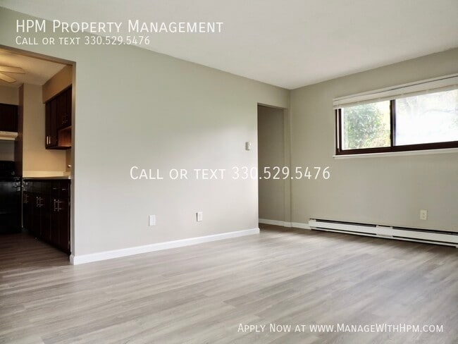 Photo - 1017 Howe Ave Unit 8