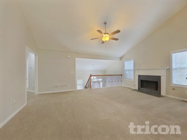 Photo - 7134 Creeksong Dr