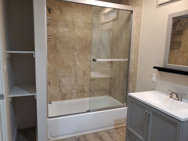 Photo - 134 E Lemon St Unit Apt. 1