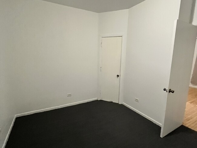 Photo - 13841 Forest Ave