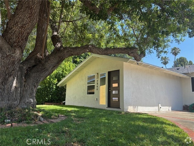 Building Photo - 7944 Moorcroft Ave Rental