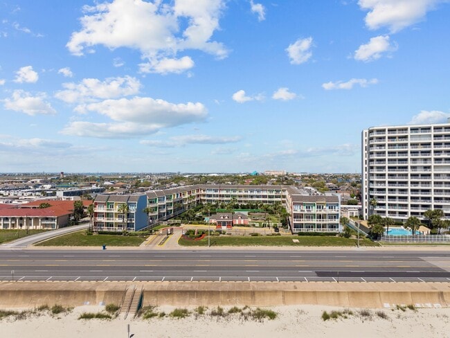 Photo - 7820 Seawall Blvd Unit 118