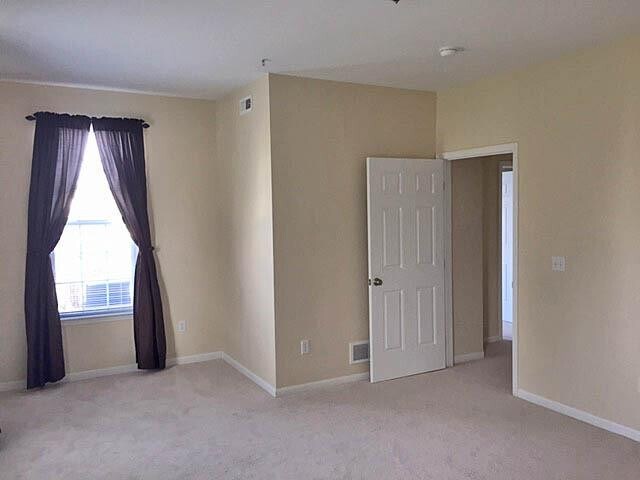 Photo - 926 W Summerfield Gln Cir