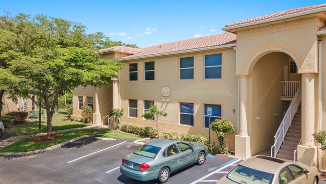 Building Photo - Bellasol 4133-322 Unit 4133 Bellasol Circle, 322 Rental