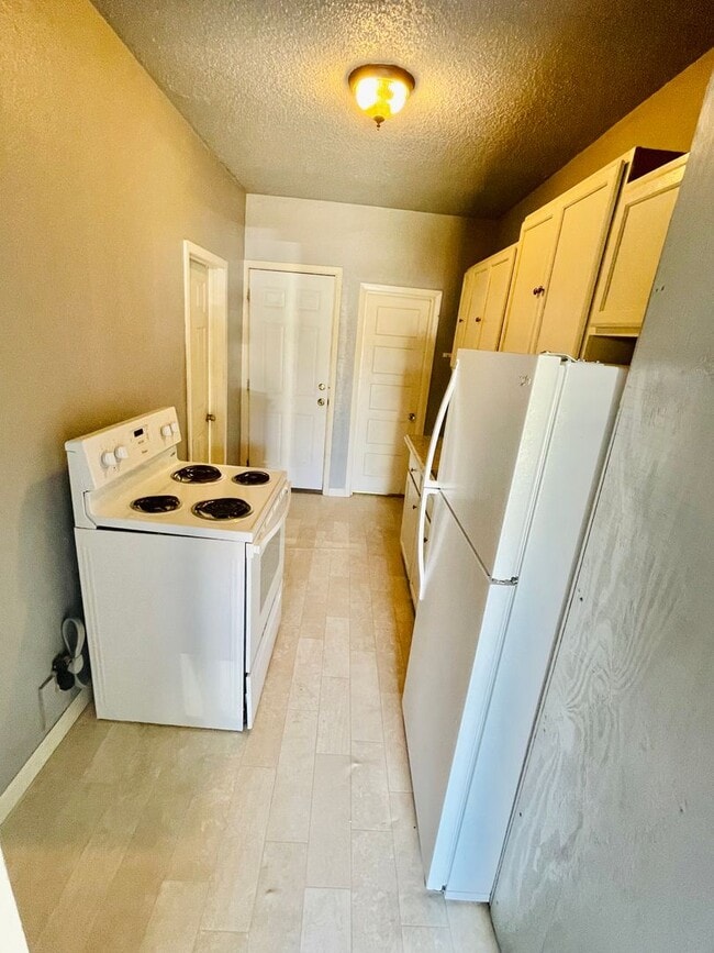 Photo - 515 Wallace St Unidad B