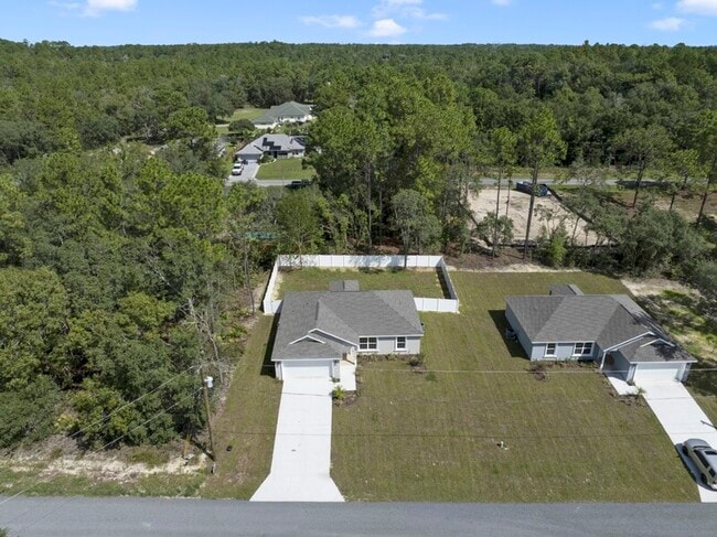 Photo - 661 W Bancroft Dr