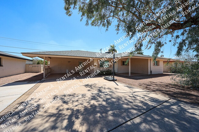 Building Photo - 935 E Wesleyan Dr Rental