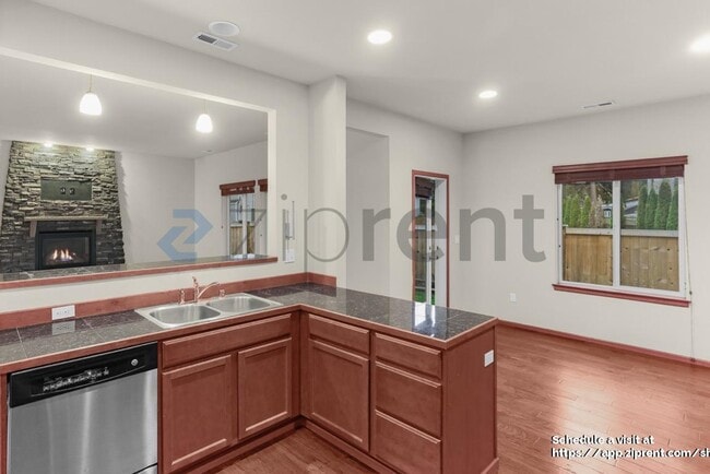 Photo - 5614 147th Pl NE