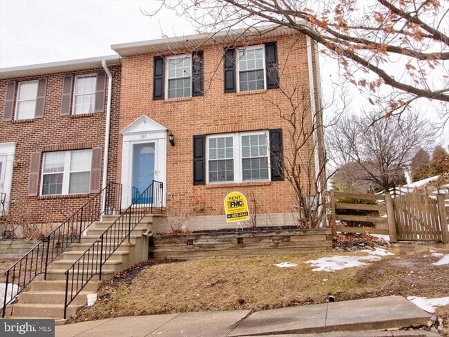 Building Photo - 101 S Oak Cliff Ct Rental