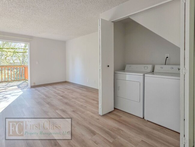 Photo - 19465 NW Mahama Pl