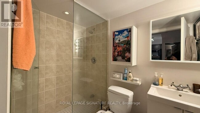 Photo - 1040 The Queensway Unit 503