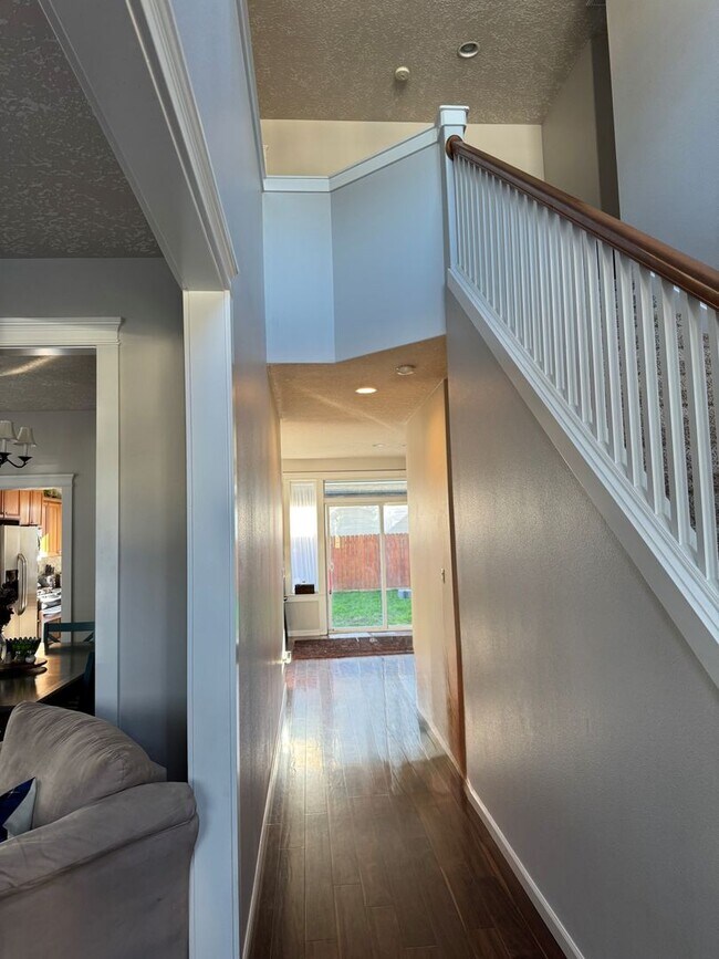 Photo - RARE! 5 Bedroom Rental Home pre-leasing for the end of February! Entertainers' Paradise - Pet Fri...