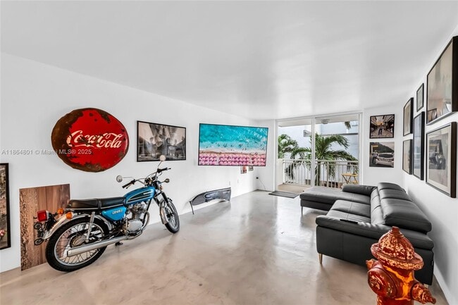 Photo - 1666 West Ave Unidad 307 Rental