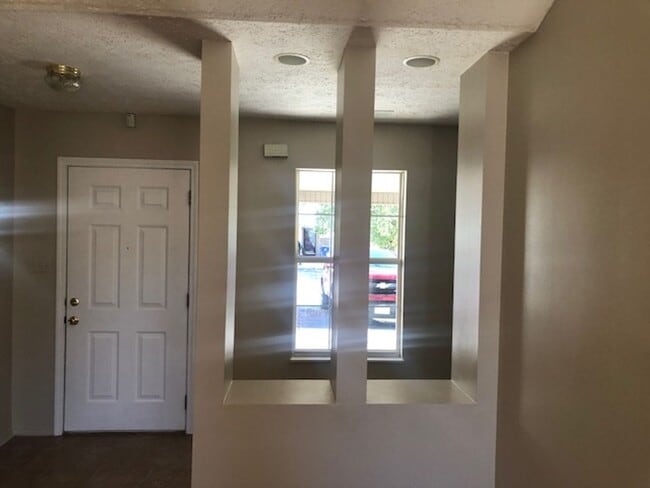 Photo - 2705 Beartooth Way