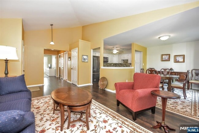 Photo - 79 Konight Ct Unit 79