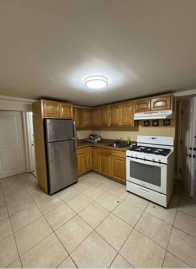 Photo - 288 Kimball Ave Apartment Unit Walk In