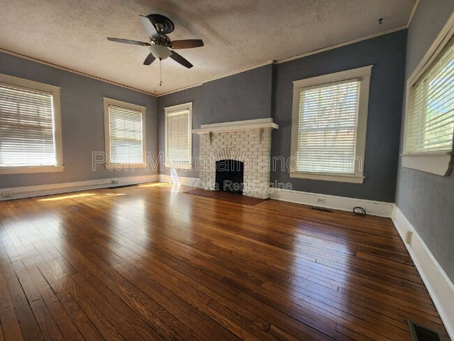 Photo - 39 Westover Dr