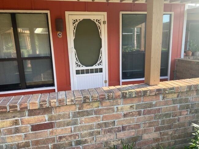 Building Photo - 1400 Palo Blanco Dr Unit #C Rental