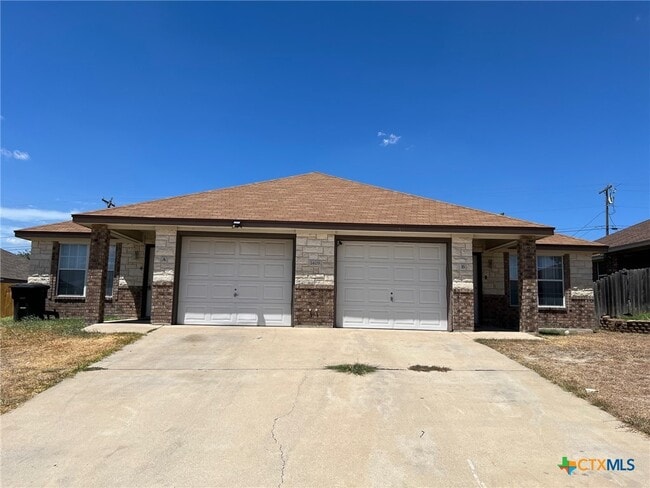 Photo - 1409 Cinch Dr
