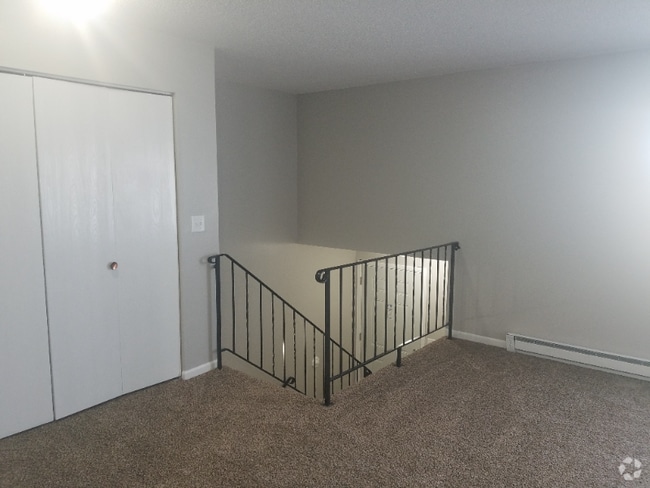 Building Photo - 806 11th St NW Rental