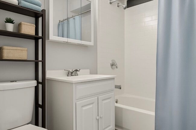 Baño OP2 - Orange Portfolio Holdings