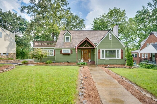 Building Photo - 4 Bedroom / 4 Bath Home for Rent! Kingspor...
