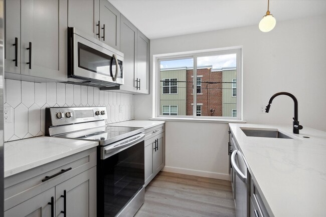 Photo - 1338 N 15th St Unidad C3