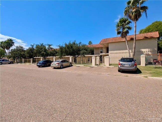 Photo - 1811 Perkins Ave Unit 5