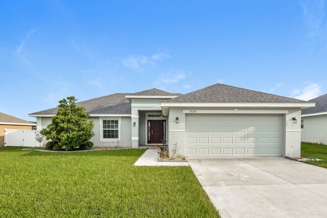 Building Photo - 7636 Sloewood Dr Rental