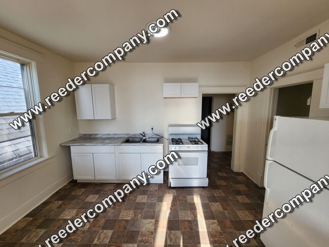 5008 Baring Ave Unidad 2F
