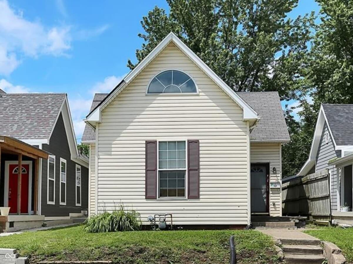 Photo - 1330 E Naomi St