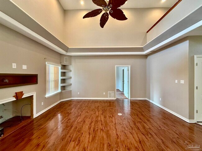 Photo - 1265 Mazurek Blvd