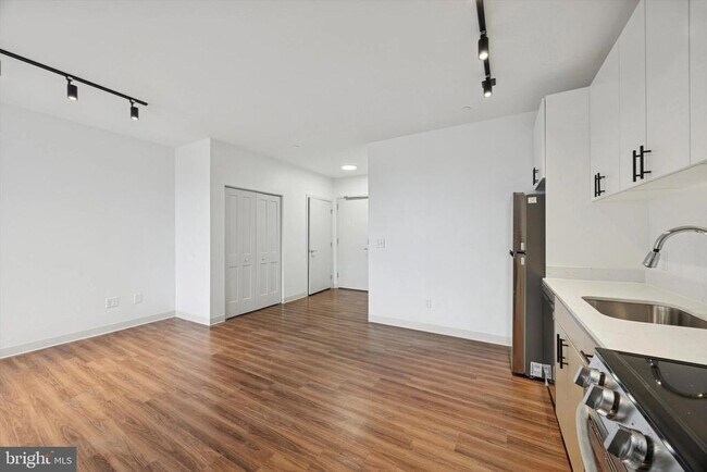 Photo - 4240 Chestnut St Unit 510