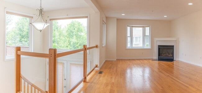 Photo - 309 America Blvd