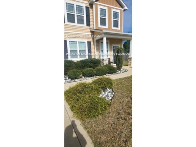 Building Photo - 167 Angel Oak Dr