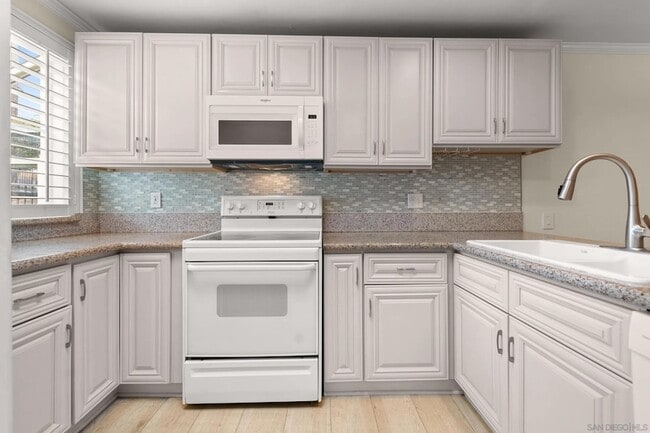 Photo - 1281 34th St Unit 5