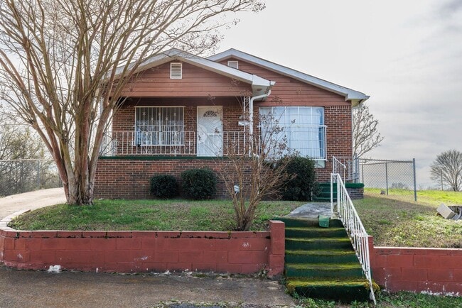 Building Photo - 3/2 in Birmingham