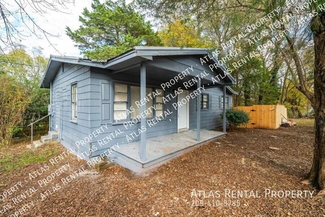 Photo - 716 Hardy St