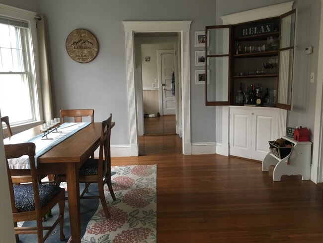 Photo - 37 Bellevue Ave Unit Sunny spacious apt