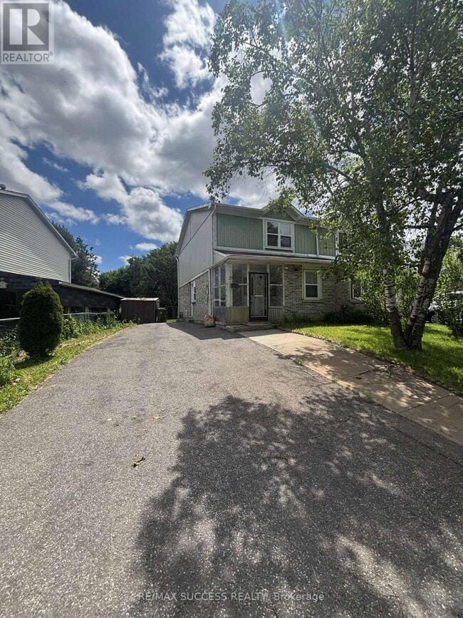 Photo - 29 Horseley Hill Dr