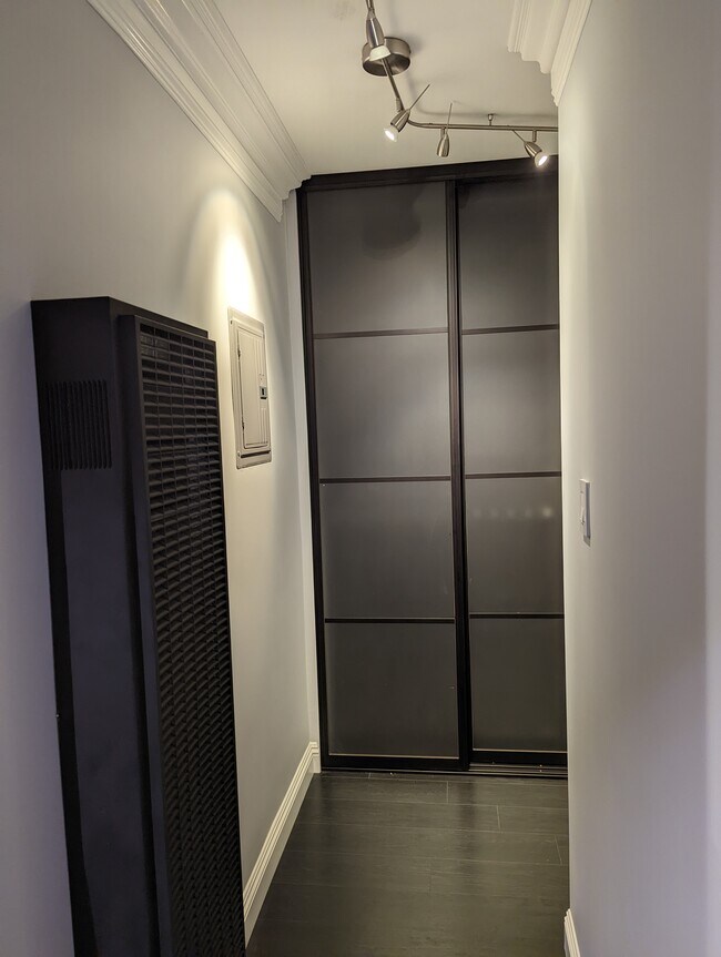 Photo - 1609 Butler Ave Unit 1